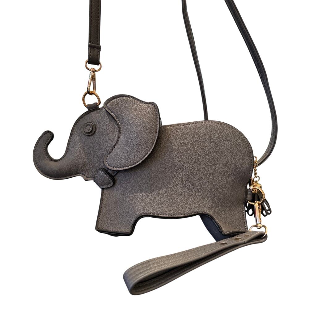 NWOT grey elephant novelty crossbody bag 3D animal purse wristlet